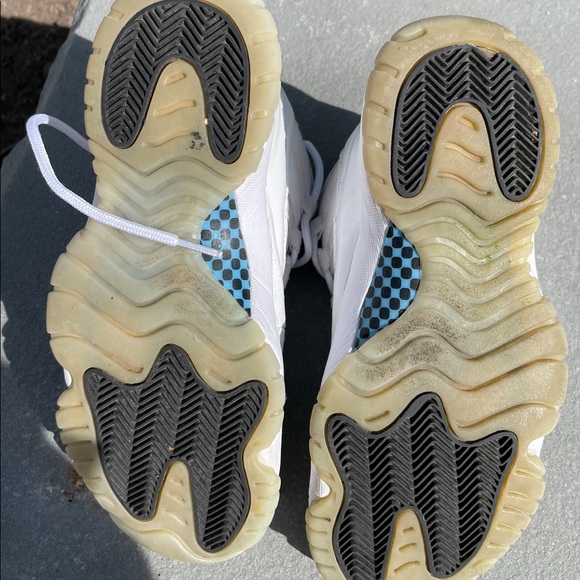 Air Jordan 11 Retro - Legend Blue Men’s Size:8 - Picture 4 of 7